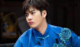 独家爆料明星王嘉尔视频,王嘉尔幕后花絮视频曝光，精彩瞬间引粉丝热议